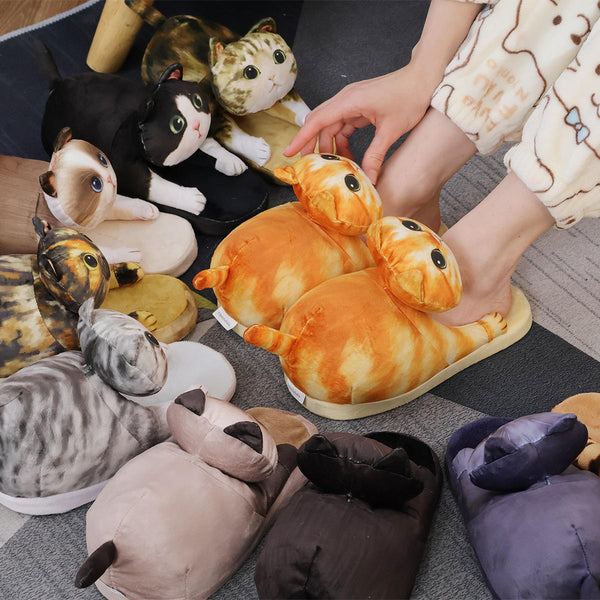 Cozy cat slippers in orange - ultra-soft indoor house slippers